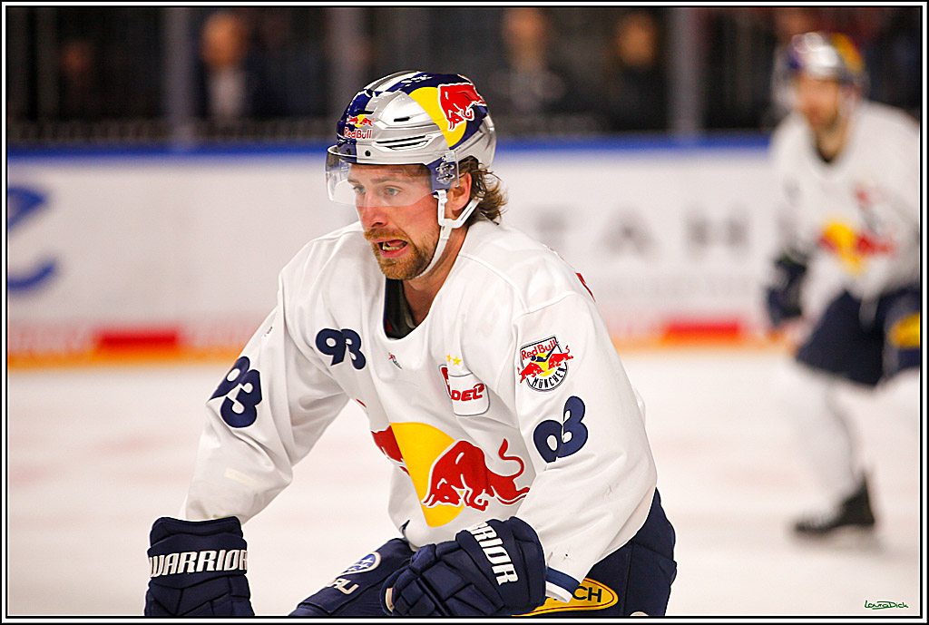 PENNY DEL; Koelner Haie- Red BUll Muenchen; Koeln, 08.11.2022